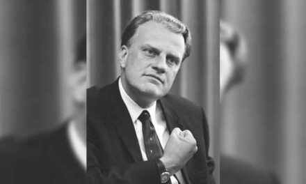 Billy Graham Prays At The 1969 Presidential Inauguration
