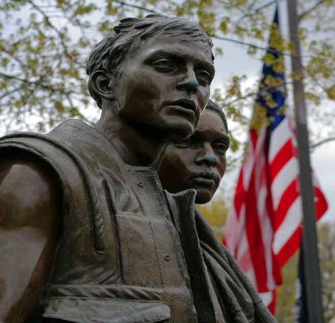 Pray America Great Again Vietnam Soldiers Statue And Flag