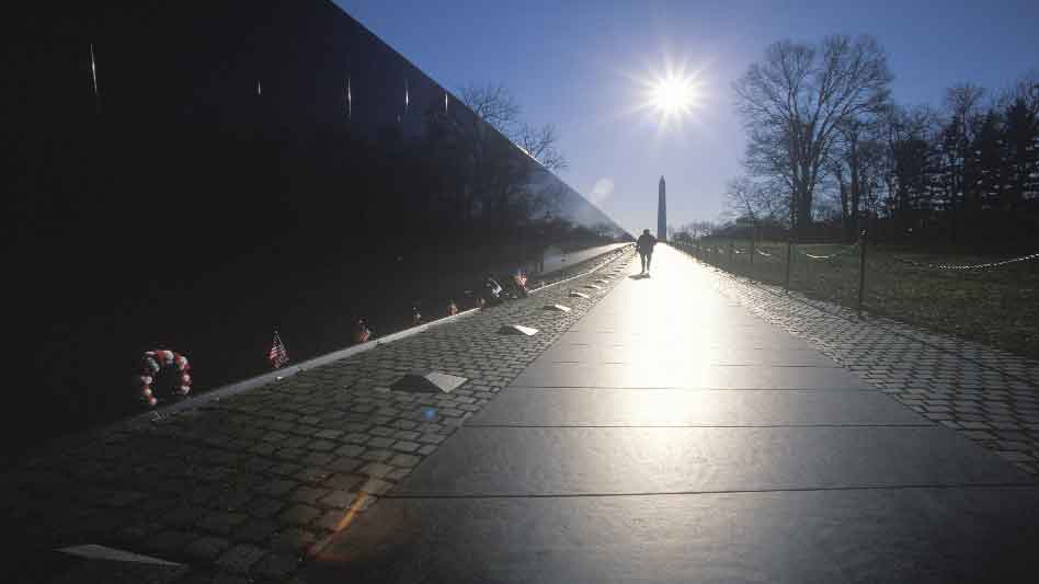Pray America Great Again Vietnam Veterans Memorial Wall Sunrise